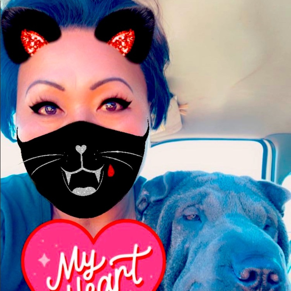 Meet your Posher, Hina Aloha